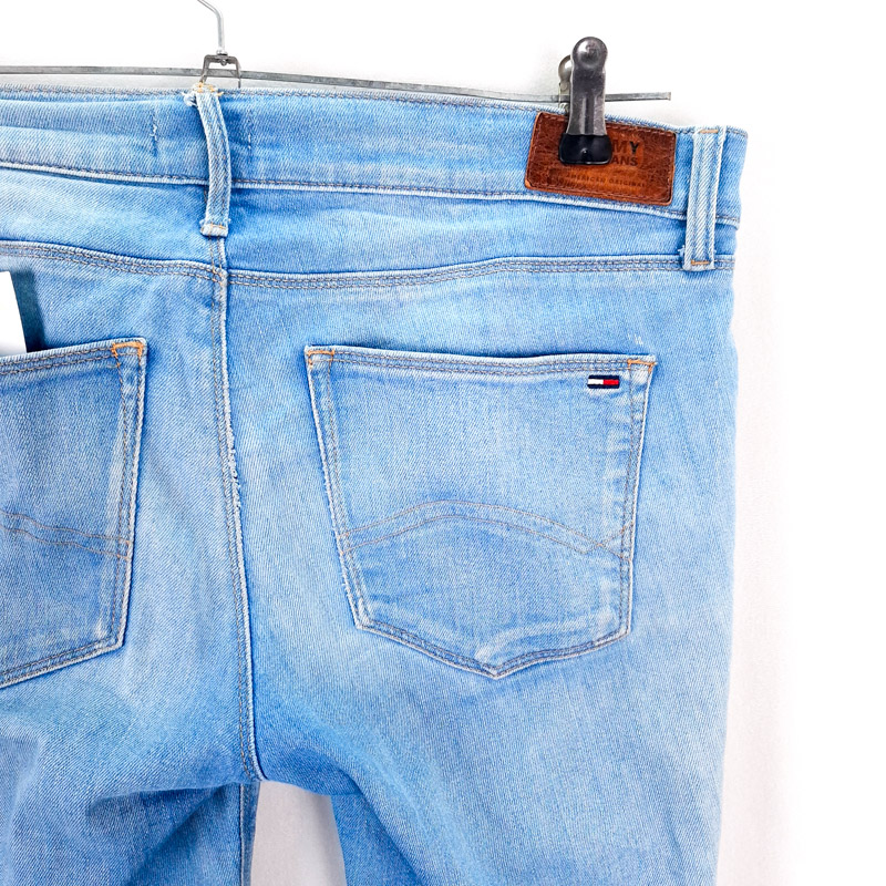 Tommy Hilfiger Talla España 44 W31 de Segunda Mano