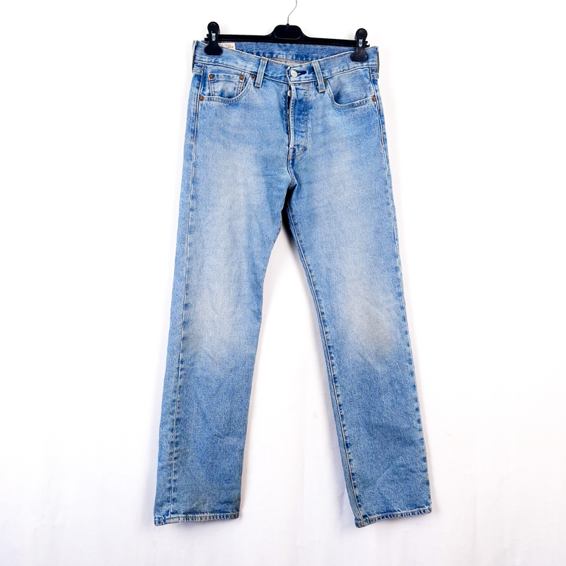 Levi's 501 Premium Talla España 40-42 W30 de Segunda Mano