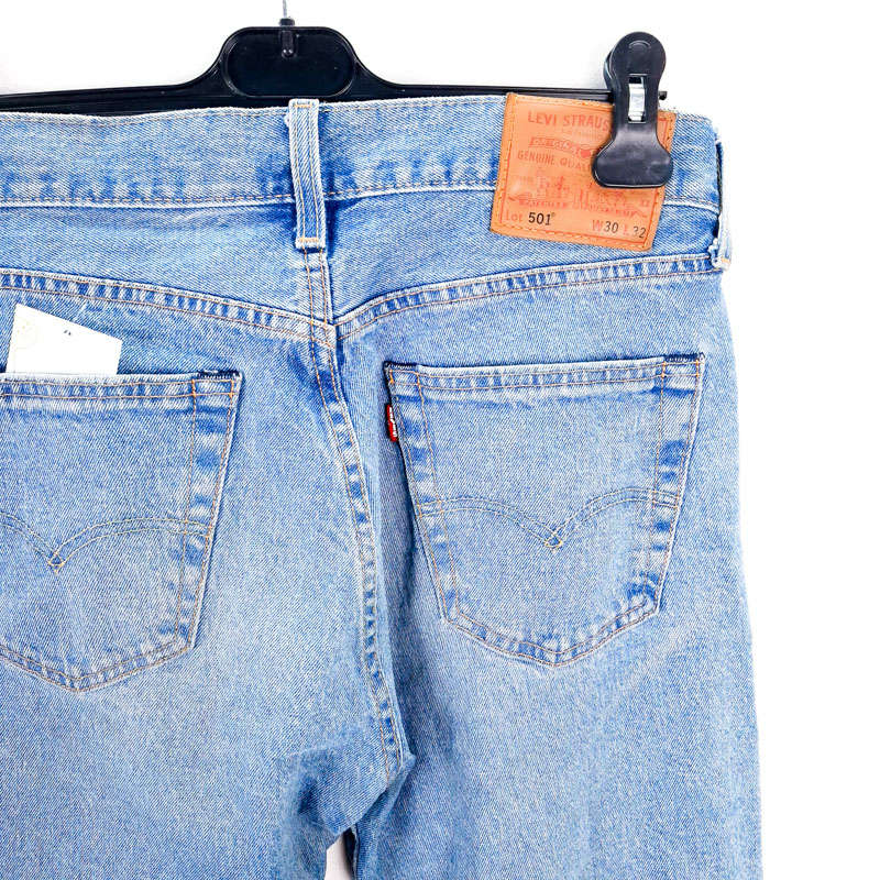 Levi's 501 Premium Talla España 40-42 W30 de Segunda Mano