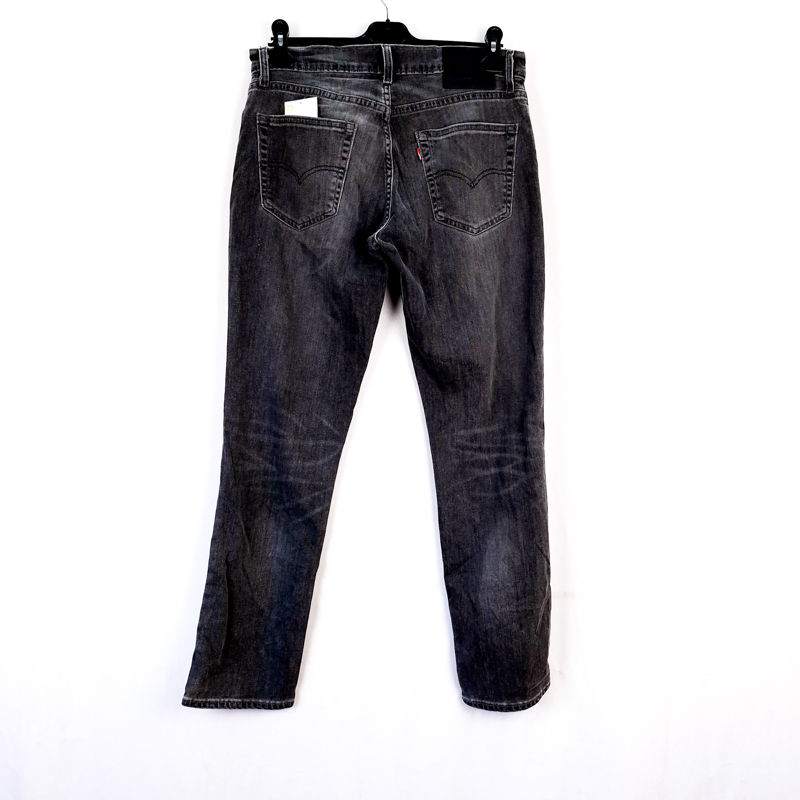 Levi's 511 Premium Talla España 42 W32 de Segunda Mano