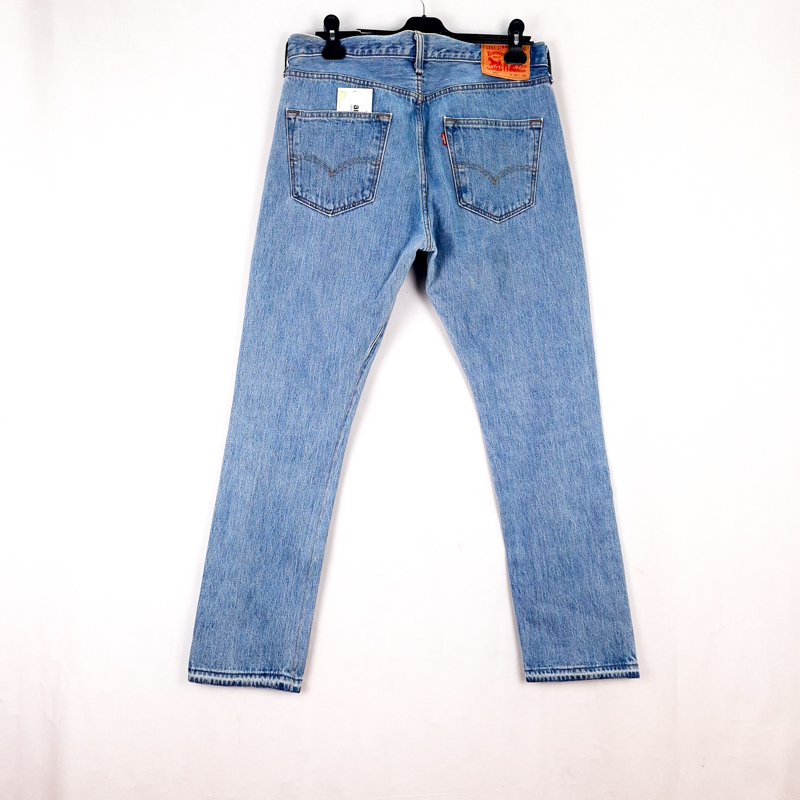 Levi's 501 Talla España 42 W33 de Segunda Mano