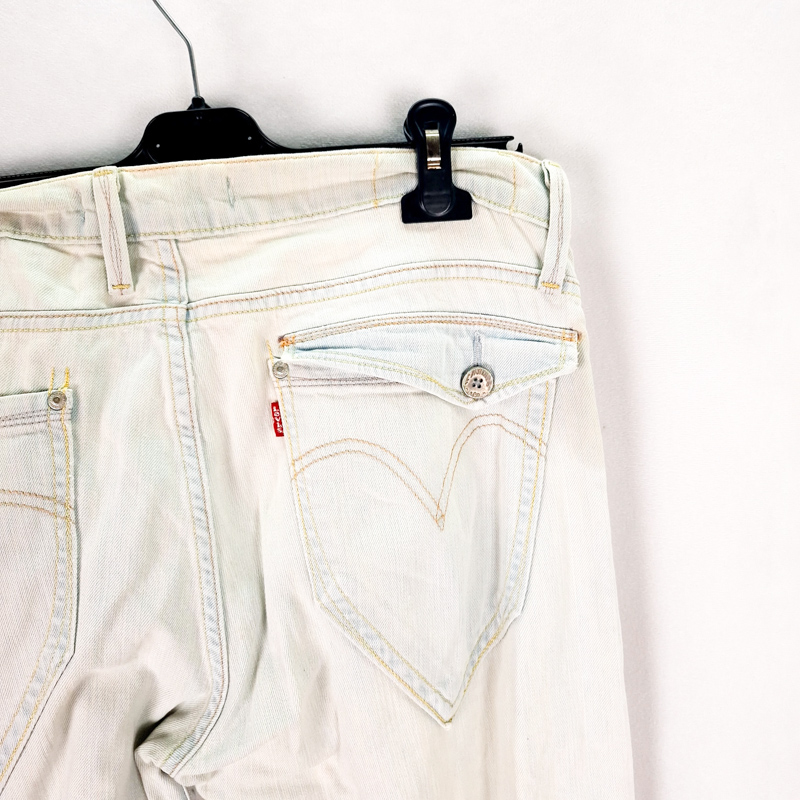 Levi's 504 Straight Talla España 46 W33 de Segunda Mano