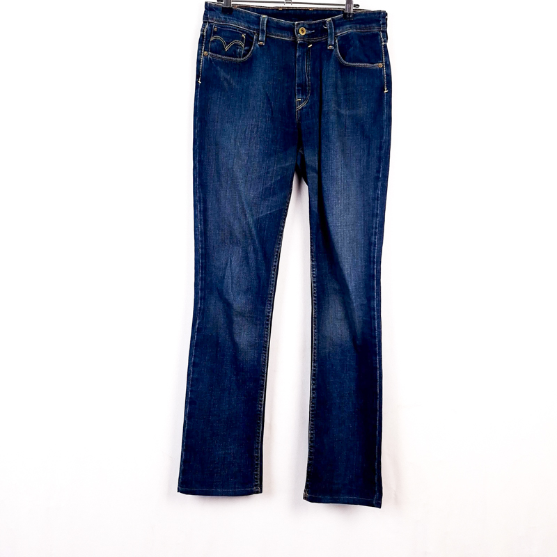 Levi's Talla España 40 W30 de Segunda Mano