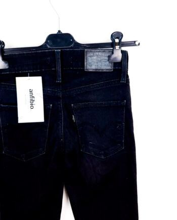 Levi's Slimming Skinny Talla España 32 W23 de Segunda Mano