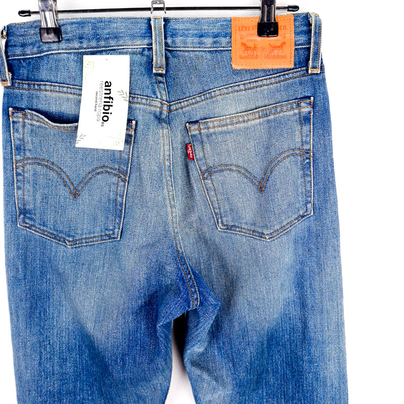 Levi's White Oak Talla España 36 W25 de Segunda Mano