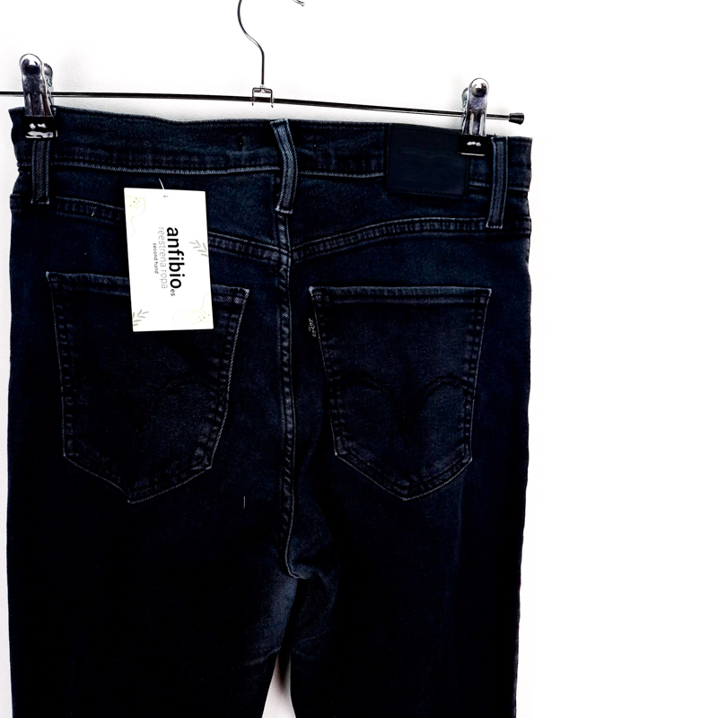 Levi's Mile High Rise Super Skinny Premium Talla España 38-40 W31 de Segunda Mano
