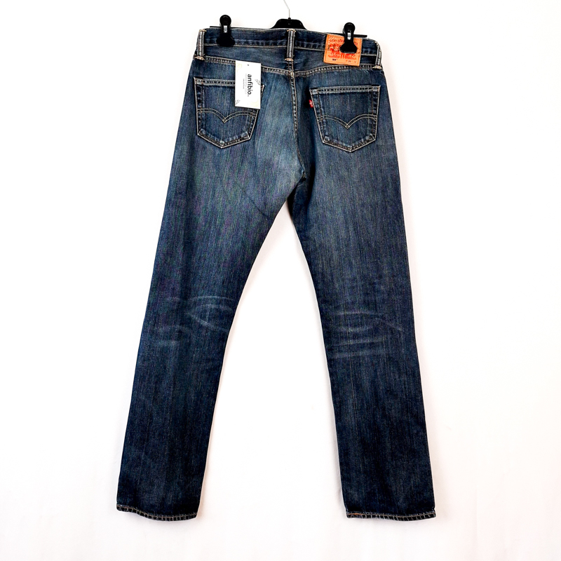 Levi's 504 Talla España 40 W30 de Segunda Mano.
