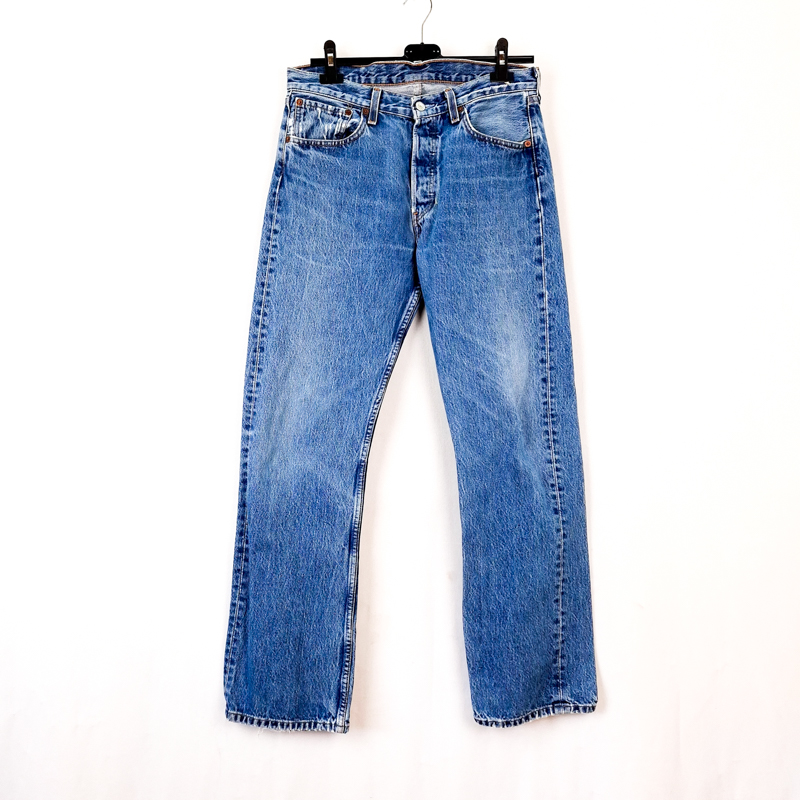Levi's 501 Talla España 40 W32 de Segunda Mano.