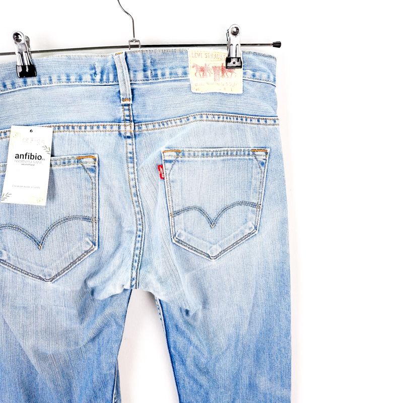 Levi's 504 Straight Talla España 42-44 W30 de Segunda Mano