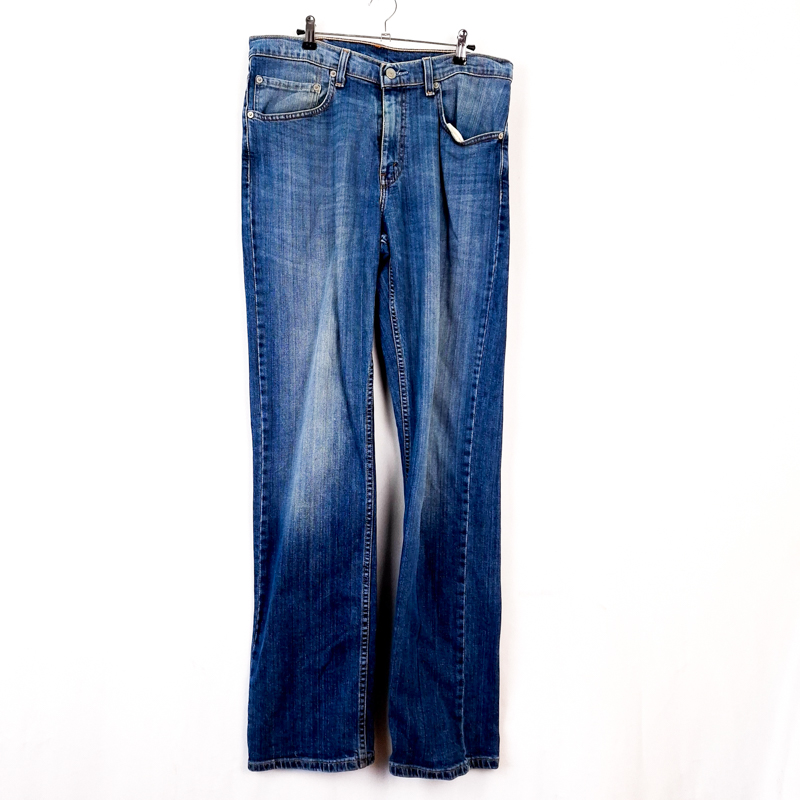 Levi's 752 Talla España 42 W32 de Segunda Mano