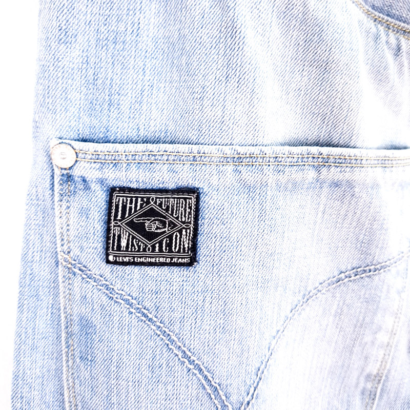 Levi's Engineered con cremallera trasera Talla España 44 W32 de Segunda Mano