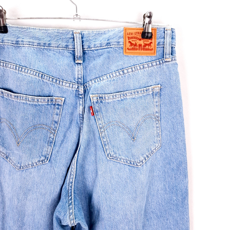 Levi's High Waisted Straight Talla España 42 W30 de Segunda Mano