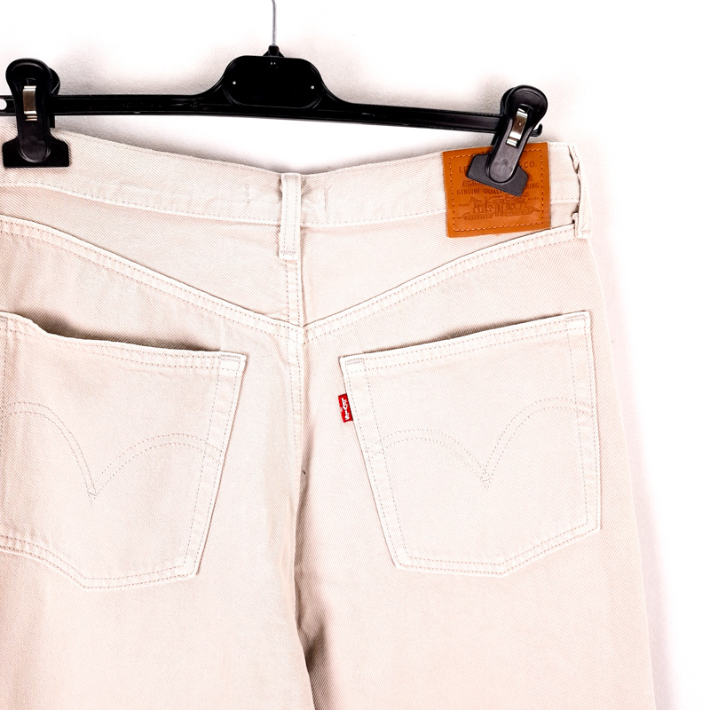 Levi's High Loose Premium Talla España 40-42 W30 de Segunda Mano