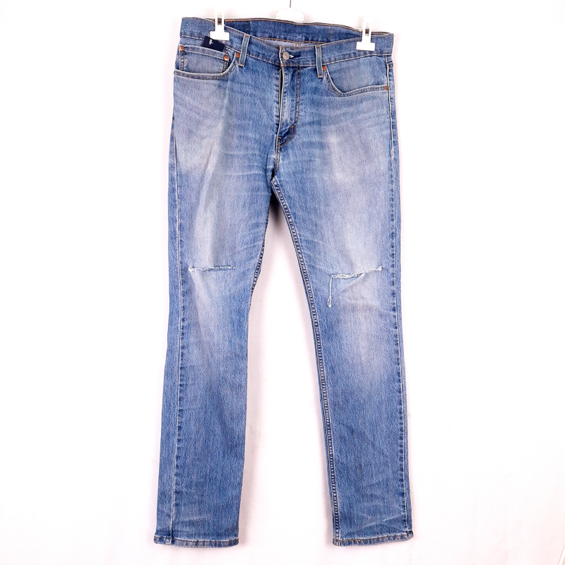 Levi's 511 Talla España 46 W34 de Segunda Mano Rotos en las perneras