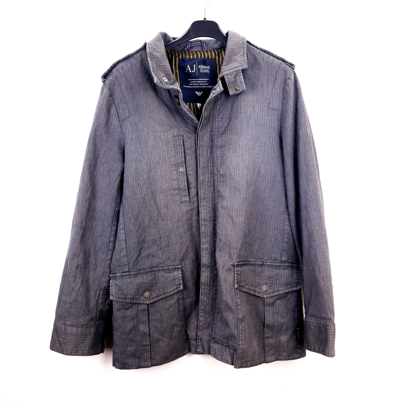 Chaqueta Armani Jeans Talla M de Segunda Mano